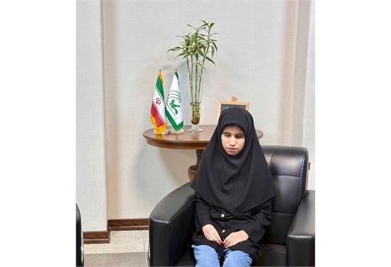 وجود کتاب‌های بریل و امکانات آموزشی ویژه کانون زبان ایران باعث شد با اطمینان خاطر به این موسسۀ آموزشی بیایم