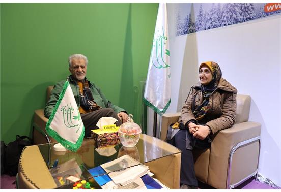 استقبال از غرفۀ کانون زبان ایران در جشنوارۀ ملی اسباب‌بازی (گزارش تصویری)