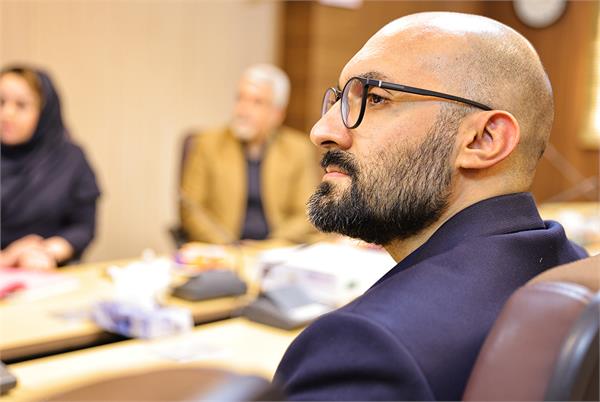 دکتر سریع القلم در کانون زبان ایران