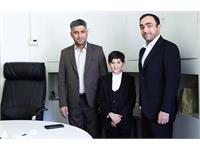 «صالح مهدی‌زاده» بورسیه آموزشی کانون زبان ایران را دریافت کرد