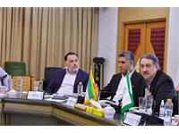 آموزش زبان باید شامل آموزش نمادها و بسترهای فرهنگی زبان نیز باشد