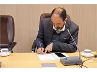 امیر صداقت، مسئول امور عمومی و اموال کانون زبان ایران نیز از رابطان اموال استان‌ها خواست در این حوزه فعال و کوشا باشند و نسبت