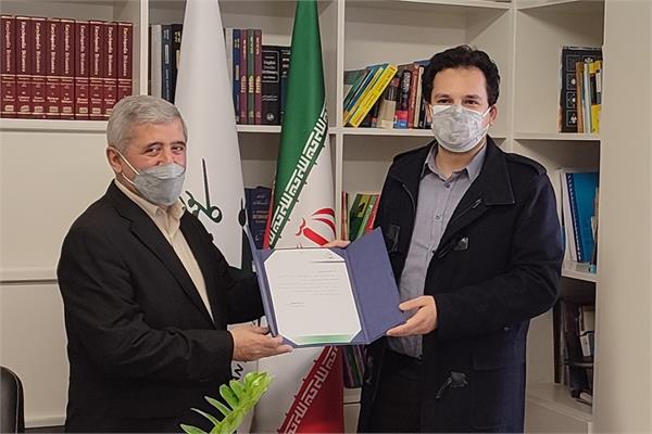 مشاور فناوری اطلاعات کانون زبان ایران منصوب شد