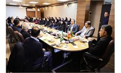 همزمان با هفتۀ پژوهش از کارشناسان کانون زبان ایران تقدیر شد