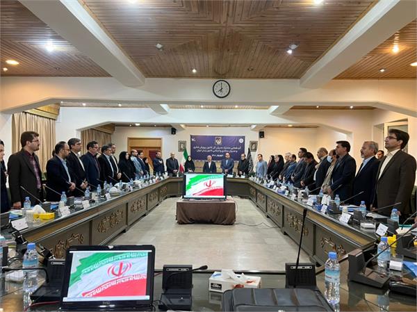 نشست فصلی مدیران کانون زبان ایران برگزار شد