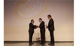 تجلیل از معاون آموزشی کانون زبان ایران