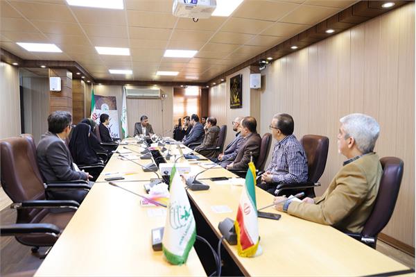 اولین جلسۀ مدیران ستادی و استانی کانون زبان ایران در سال جدید برگزار شد