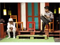 نمایش انگلیسی «کار سخت» در برازجان