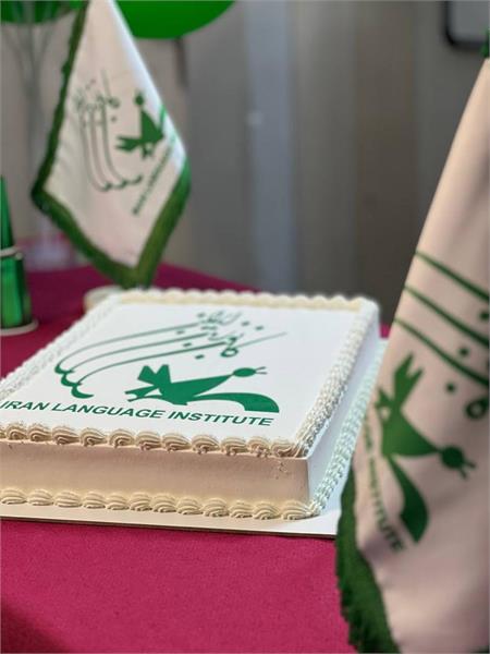 برگزاری جشن فارغ‌التحصیلی در مراکز آموزشی کانون زبان ایران (گزارش تصویری)