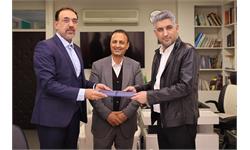 تفاهم‌نامه همکاری میان کانون زبان ایران و موسسۀ آموزشی-فرهنگی آرمان نصر کریمان منعقد شد
