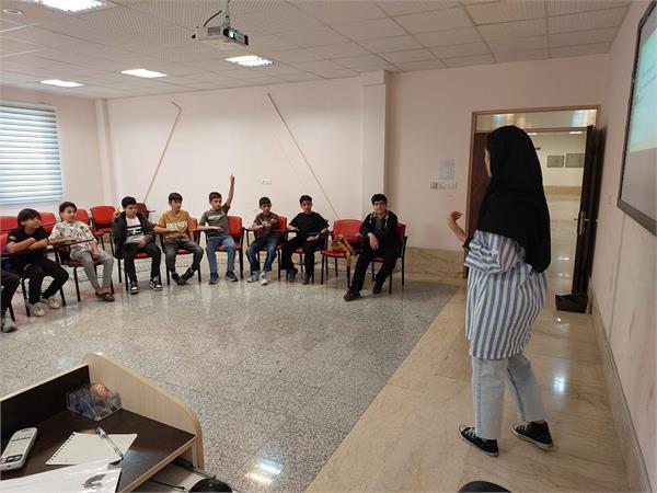 برگزاری رویداد زنگ علوم «Science Time» در مرکز آموزشی سنندج