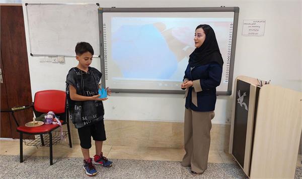 استقبال از "Science Time" و "ILI Fun Day" در کانون زبان استان کردستان