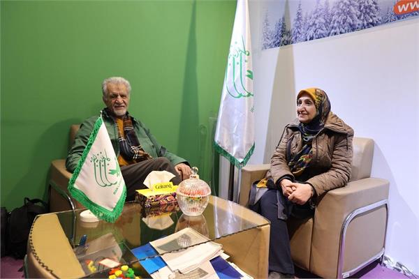 استقبال از غرفۀ کانون زبان ایران در جشنوارۀ ملی اسباب‌بازی (گزارش تصویری)