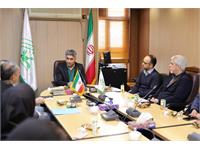 همزمان با هفتۀ پژوهش از کارشناسان کانون زبان ایران تقدیر شد