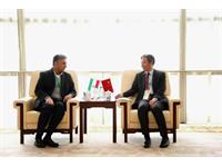 رییس کانون زبان ایران با مدیرکل مرکز آموزش زبان و همکاری بین‌المللی چین دیدار و گفت و گو کرد