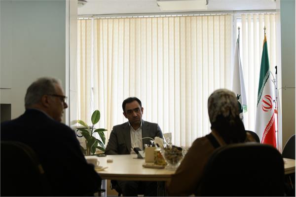 معاون سفیر اسپانیا در ایران از فرآیند برگزاری آزمون DELE در کانون زبان ایران بازدید کرد