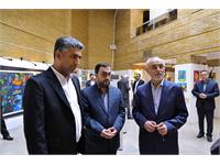 کاری که شما در کانون زبان ایران انجام می‌دهید جز با عشق نمی‌شود