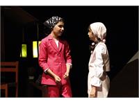 نمایش انگلیسی «کار سخت» در برازجان