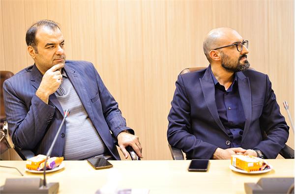 دکتر سریع القلم در کانون زبان ایران