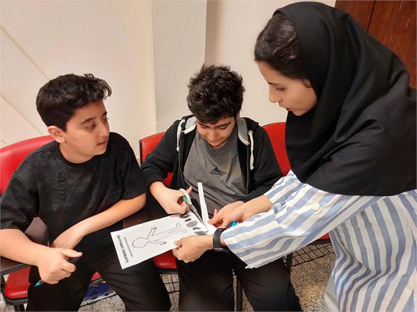 برگزاری رویداد زنگ علوم «Science Time» در مرکز آموزشی سنندج