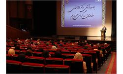 با نگاه مدرس به مثابه یک «پژوهشگر» و «کارشناس» از ظرفیت‌های مدرسان استفاده خواهیم کرد