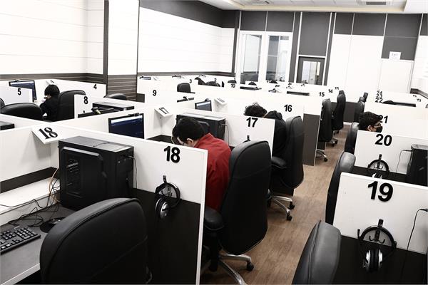 برگزاری اولین دوره آزمون ماک آیلتس در کانون زبان ایران