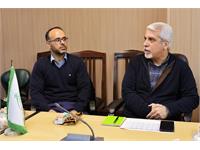 همزمان با هفتۀ پژوهش از کارشناسان کانون زبان ایران تقدیر شد