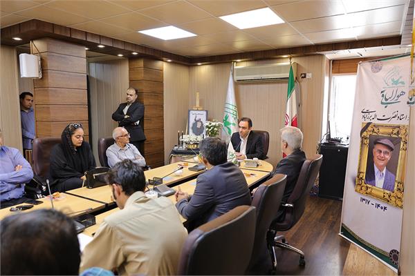 مراسم یادبود استاد فقید، نصرت‌اله برزآبادی برگزار شد