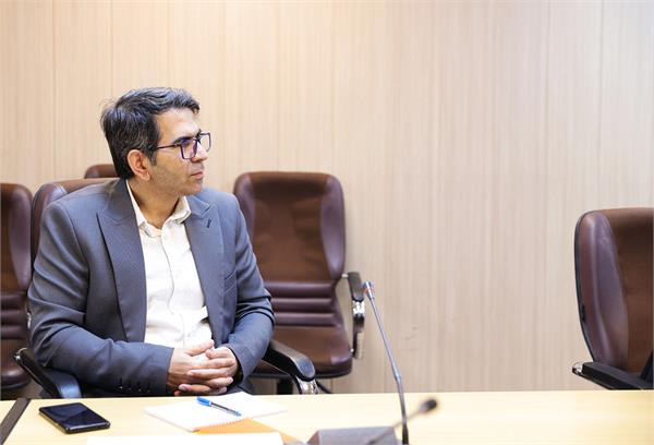 اولین جلسۀ مدیران ستادی و استانی کانون زبان ایران در سال جدید برگزار شد