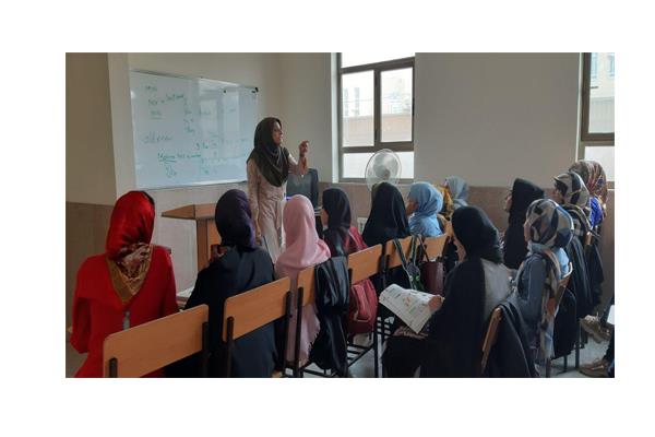راه اندازی بخش خواهران بزرگسال در مرکز آموزشی مهریز (یزد)