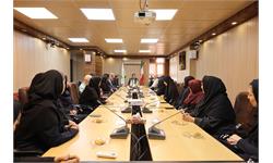 از همکاران بازنشسته کانون زبان ایران تجلیل شدند