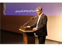 با نگاه مدرس به مثابه یک «پژوهشگر» و «کارشناس» از ظرفیت‌های مدرسان استفاده خواهیم کرد