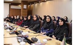 همزمان با هفتۀ پژوهش از کارشناسان کانون زبان ایران تقدیر شد