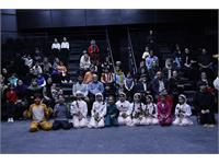 نمایش انگلیسی «کار سخت» در برازجان