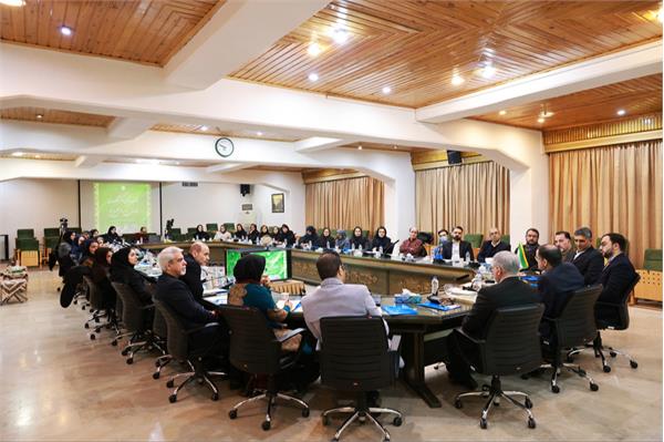 گزارش تصویری از جشن گرامیداشت روز پژوهش کانون زبان ایران