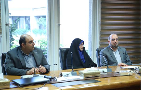 وزیر آموزش و پرورش: کانون زبان ایران باید در آموزش زبان مرجعیت پیدا کند