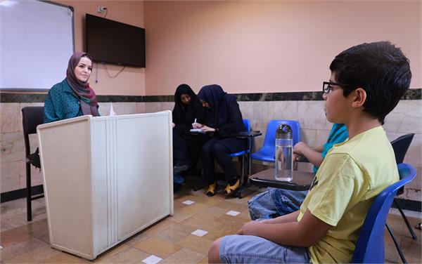 اولین دورۀ مسابقۀ «لیگ لغت انگلیسی» برگزار شد