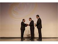 تجلیل از معاون آموزشی کانون زبان ایران