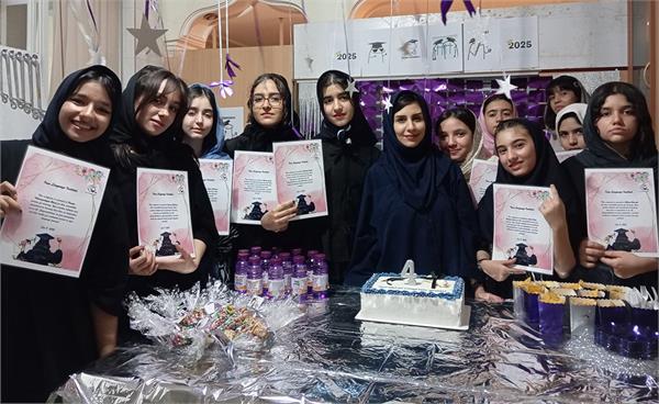 مراسم فارغ‌التحصیلی زبان‌آموزان نوجوان شیرازی برگزار شد