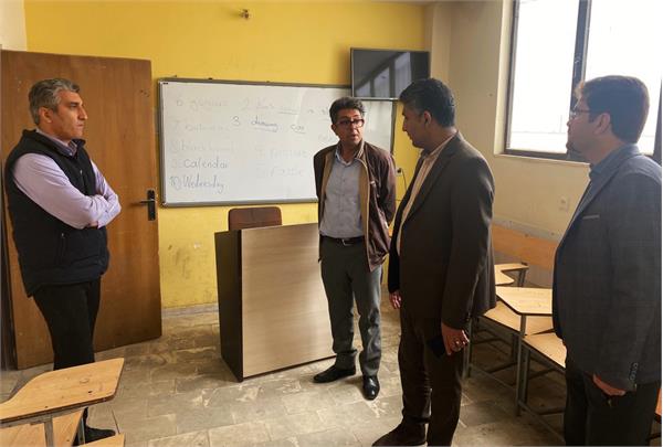 بازدید رییس کانون زبان ایران از ۴ مرکز شهر کرمان