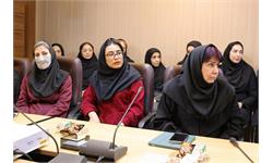 همزمان با هفتۀ پژوهش از کارشناسان کانون زبان ایران تقدیر شد