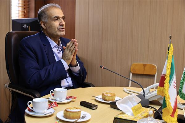 از توسعه کانون زبان ایران در روسیه و کشورهای مشترک‌المنافع حمایت خواهم کرد