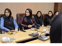 همزمان با هفتۀ پژوهش از کارشناسان کانون زبان ایران تقدیر شد