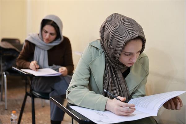 بیست و دومین دورۀ آزمون زبان اسپانیایی DELE برگزار شد