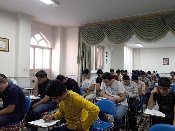 برگزاری مسابقه‌ی خلاصه‌نویسی ویژه‌ی زبان آموزان استان یزد