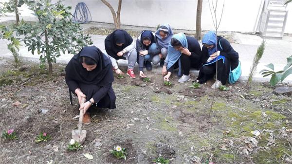 کانون زبان مازندران به استقبال از بهار رفت