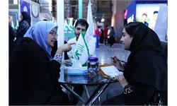 بازدید رئیس کانون از نمایشگاه کتاب 9