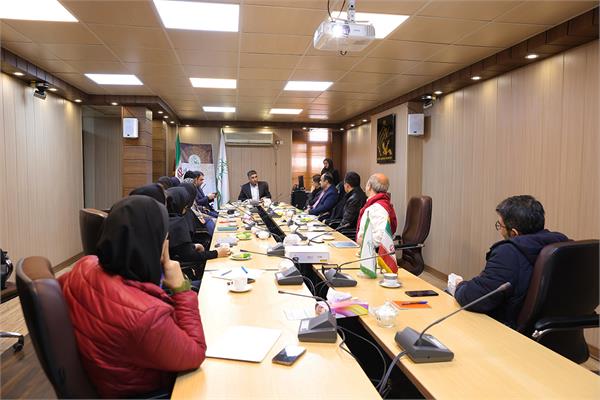 جلسه ۴ ساعته مدرسان کانون با دکتر ذوالفقاری 2