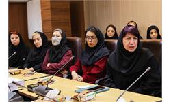 همزمان با هفتۀ پژوهش از کارشناسان کانون زبان ایران تقدیر شد